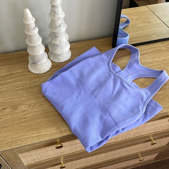 BNWT Aurola Power Romper in shade Jacaranda - Picture 2 of 5